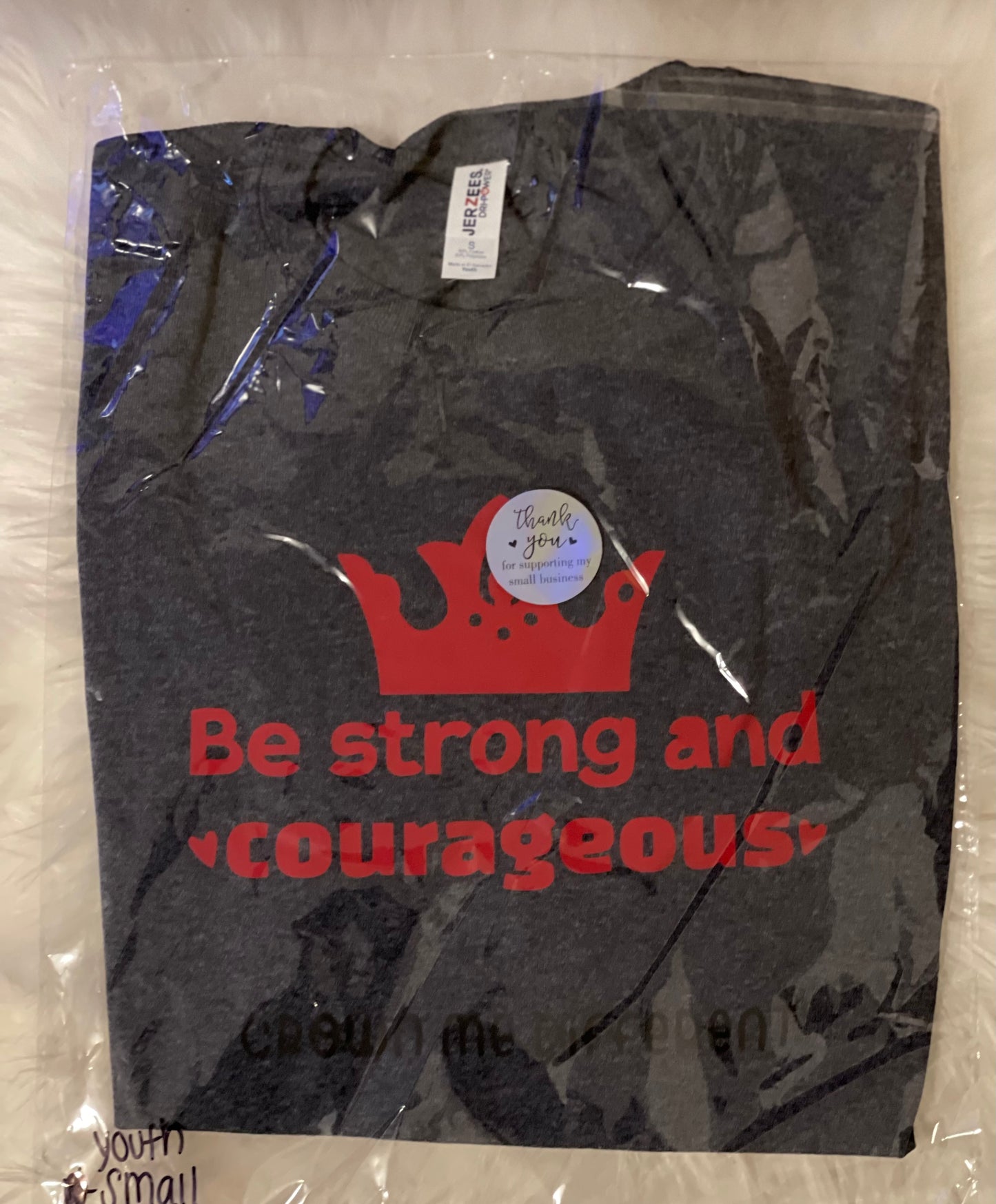 BE STRONG YOUTH T-SHIRT