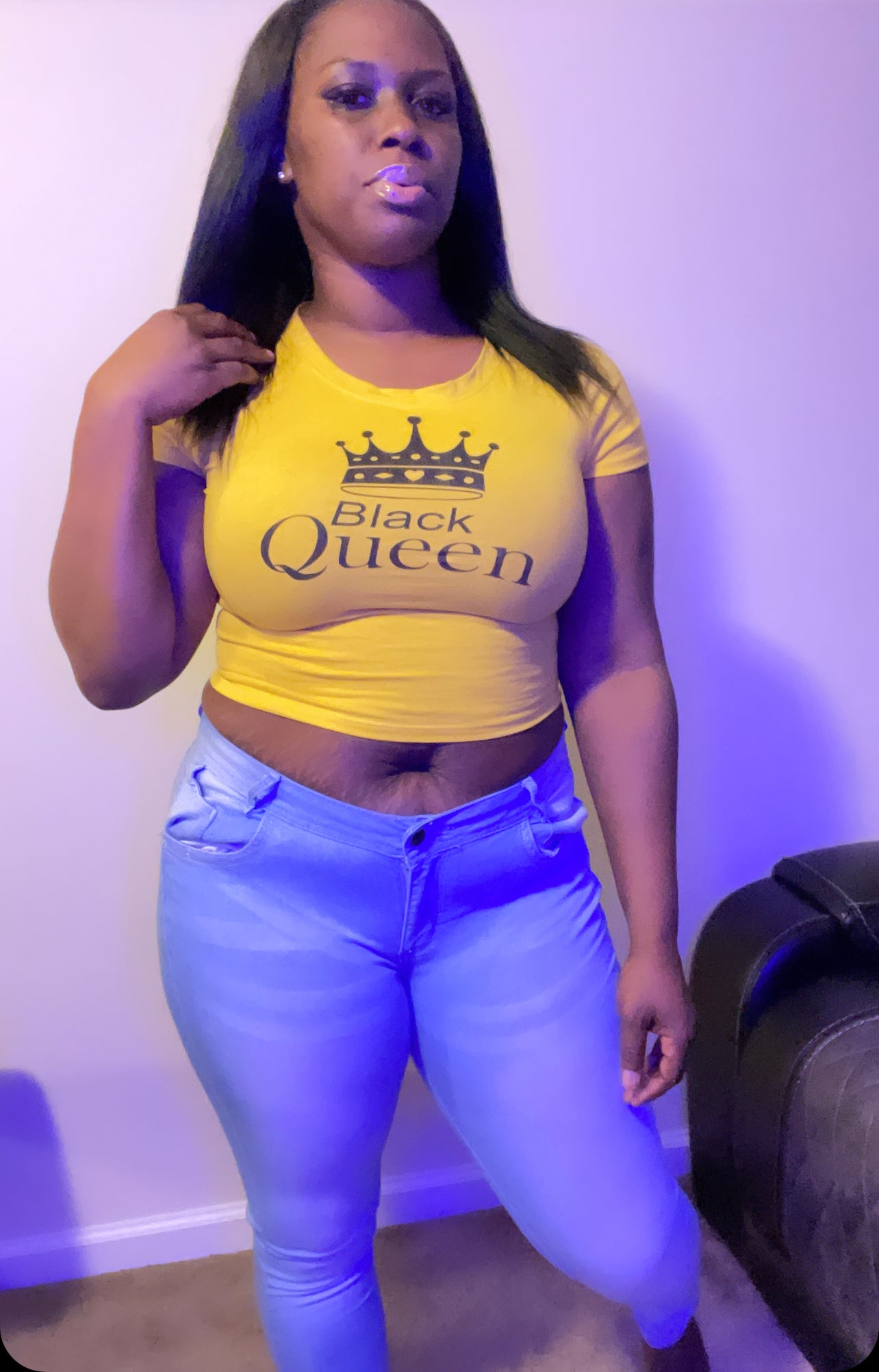 BLACK QUEEN CROP TOP SHIRTS