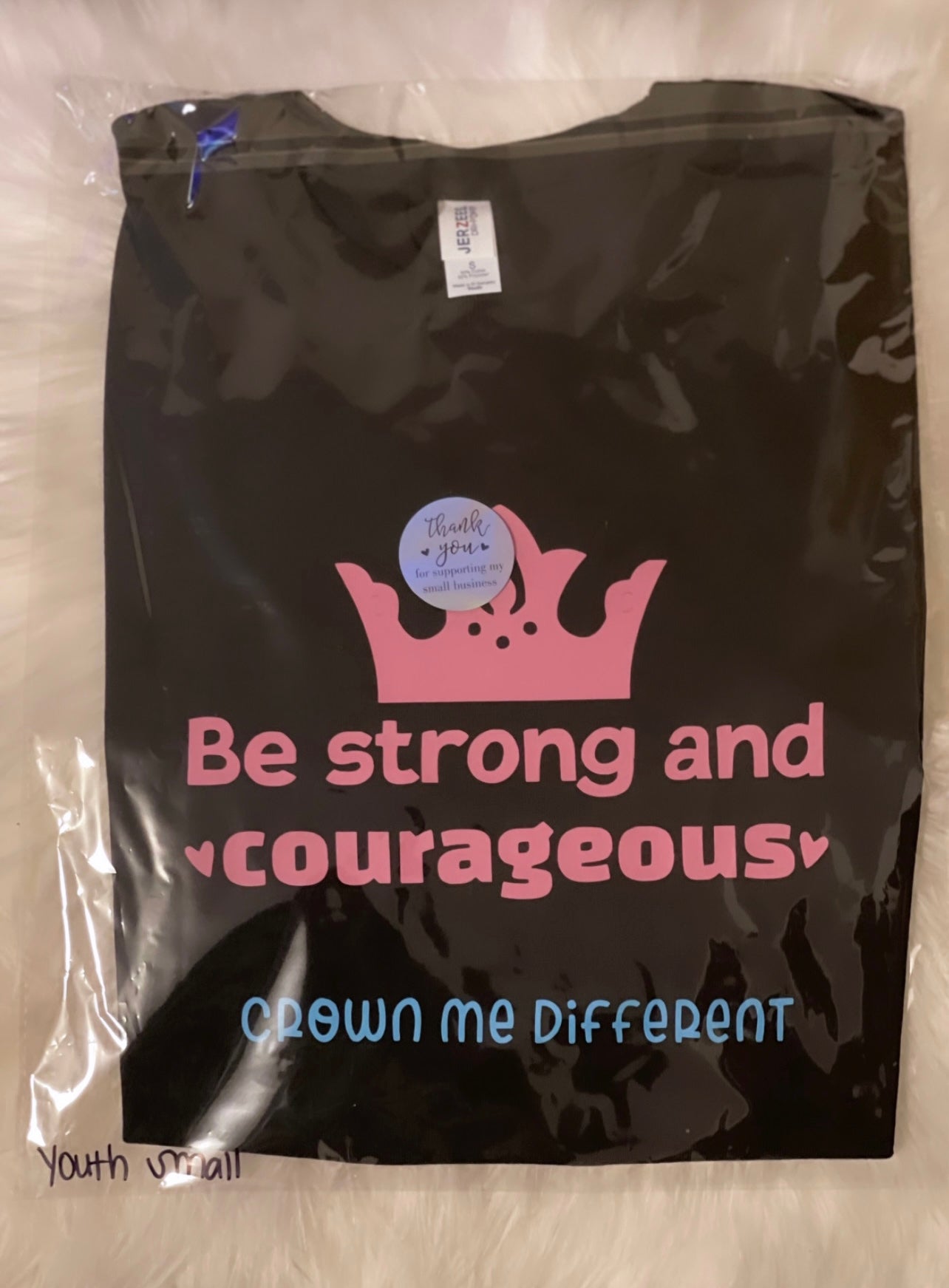 BE STRONG YOUTH T-SHIRT