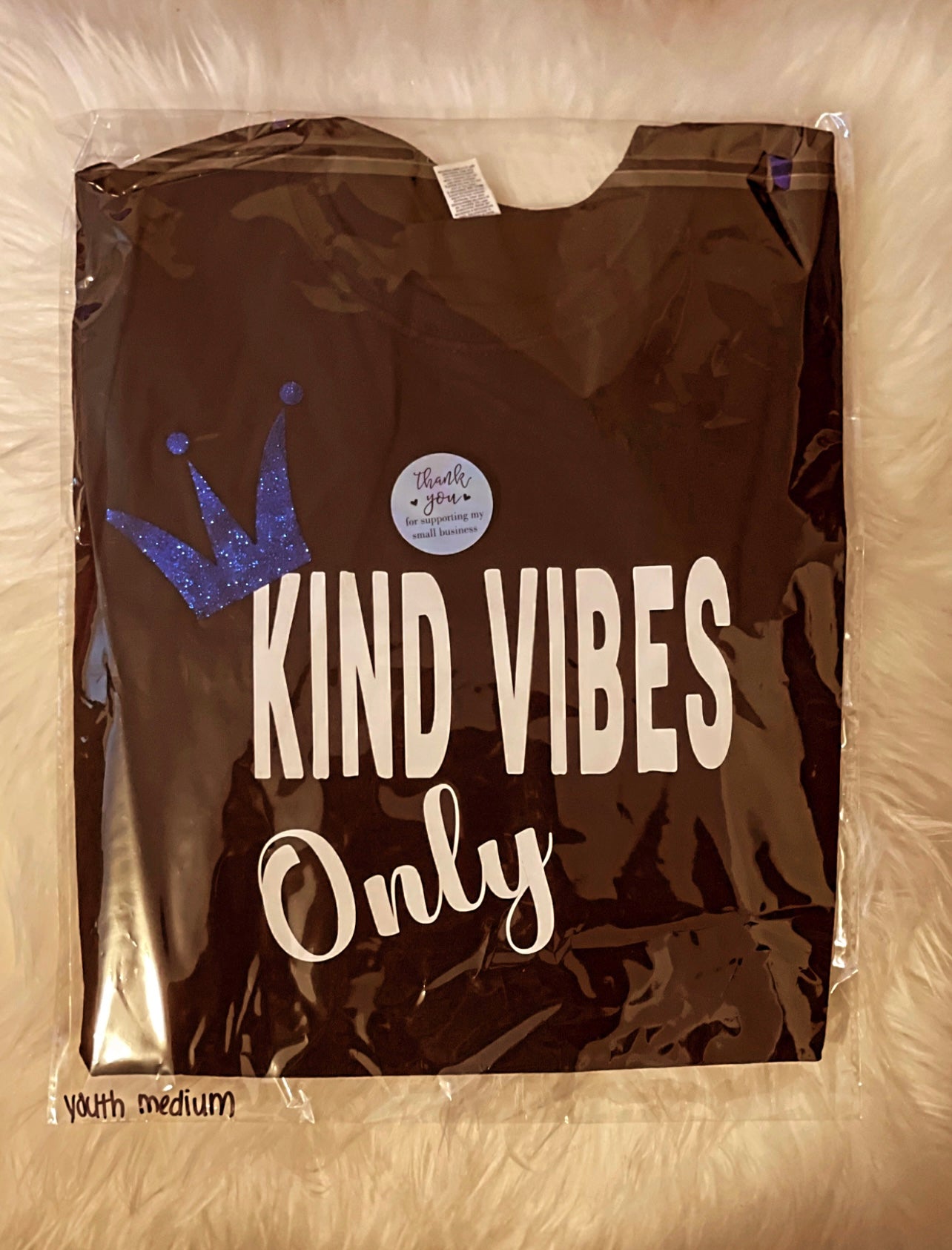 KIND VIBES YOUTH T-SHIRTS