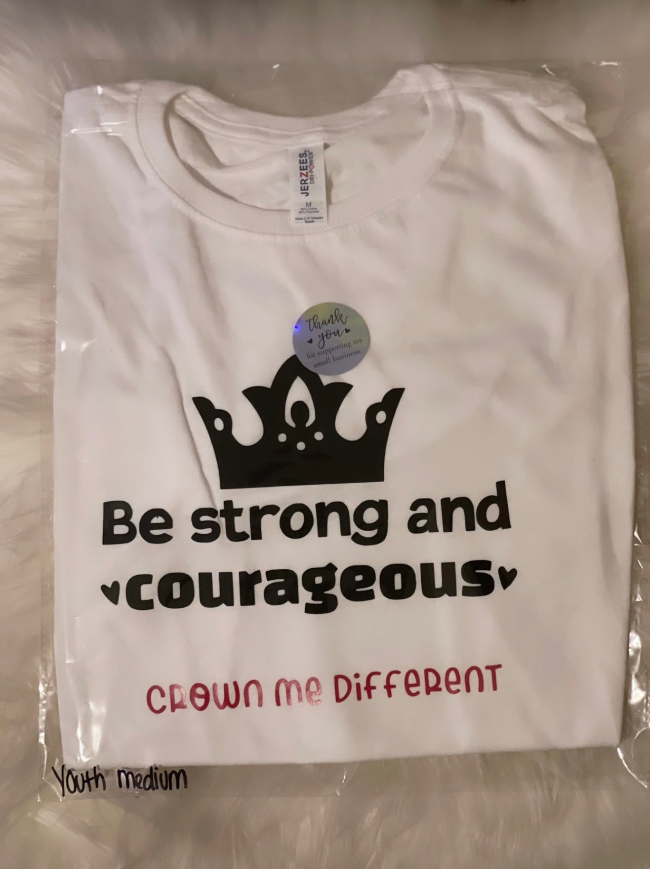 BE STRONG YOUTH T-SHIRT